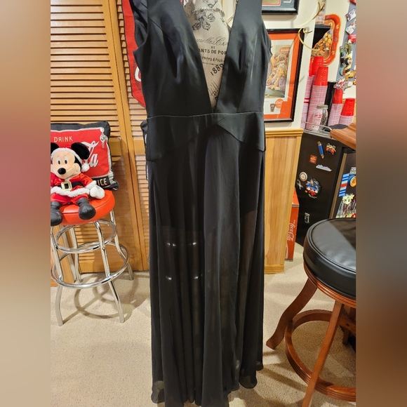 BCBGMAXAZRIA - HALEE - Women's  Size 2 - ROMPER Runway PARTY DRESS - NWOT - Picture 10 of 15